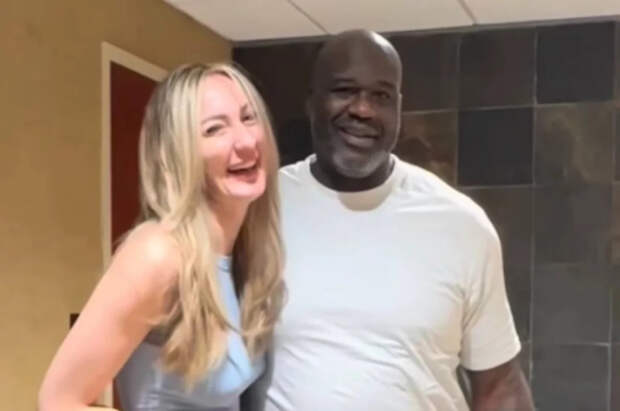 Легенда НБА О'Нил встретился с самой высокой моделью мира из России