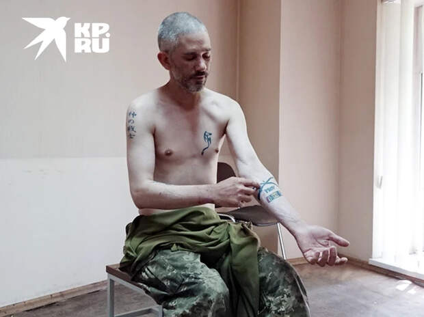 Александр, более сдержан и спокоен, рассказывая о финале своей военной карьеры