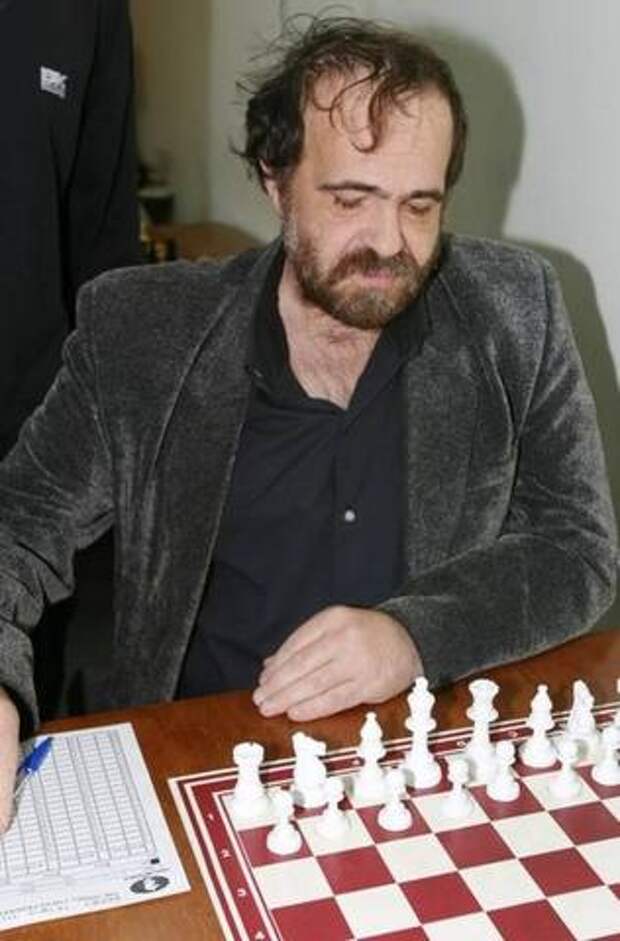 п