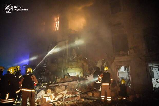 Не долетел до СБУ квартала. Одесская ПВО разбомбила центр города ради спасения местного гестапо 