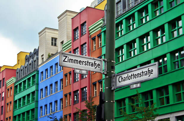 Berlin, Germany Berlin, Germany архитектура, пейзаж, разноцветные города, юмор