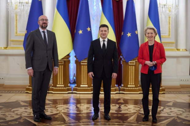Зеленский заявил о бессмысленности вопросов к руководству Евросоюза про принятие Украины в ЕС