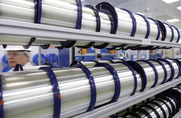 Китай задрал цены на оптоволокно для России