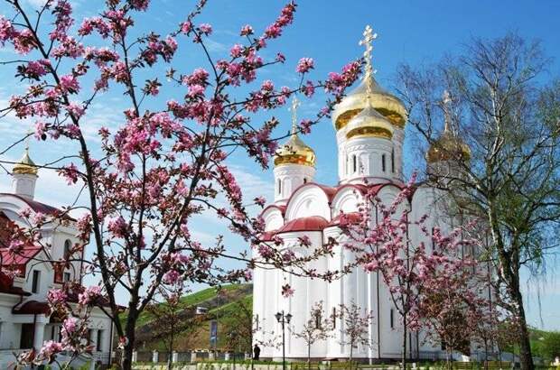 Какой церковный праздник сегодня, 12 мая 2024 года, отмечают православные христиане
