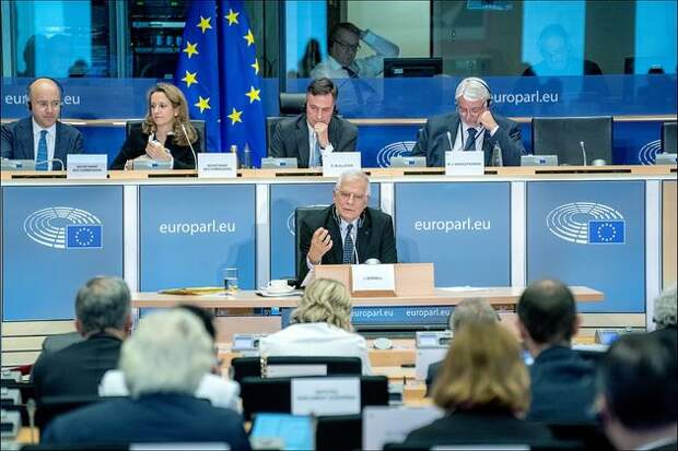 Жозеп Боррель в Европарламенте