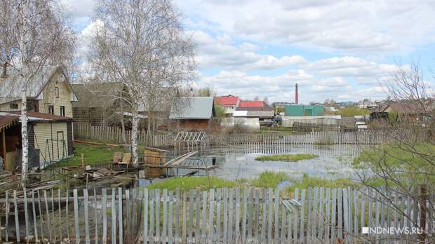 За сутки вода ушла с 13 садовых участков в Ирбите и Верхней Пышме