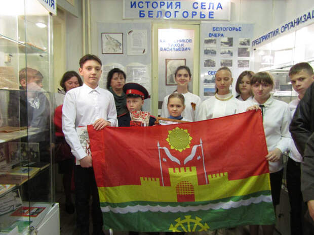 Жители Миллерово и Белогорья чтут память Героя Митрофана Григорьевича Слюсарева
