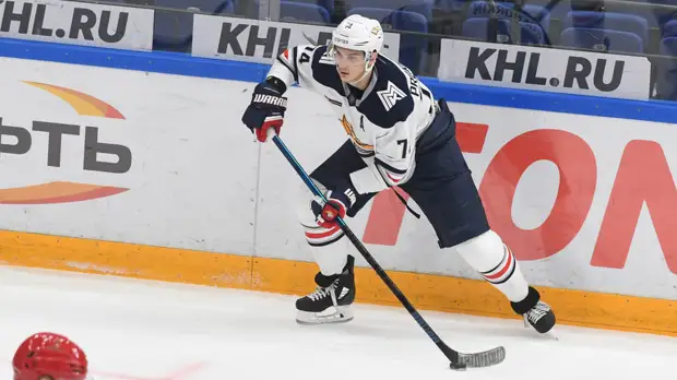 Олимпийский чемпион по хоккею Прохоркин подписал контракт со СКА