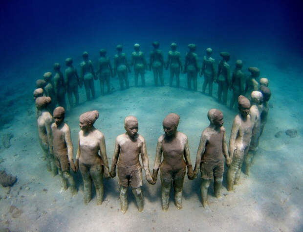 Amazing-sculptures-38-57bb14662ba5a__880