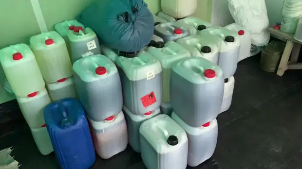 В подпольной нарколаборатории в Подольске найдено 14 кг мефедрона