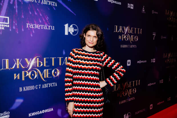 Расхожий сюжет: Полина Куценко, Иван Добронравов и Мария Ахметзянова Расхожий сюжет: Полина Куценко, Иван Добронравов и Мария Ахметзянова