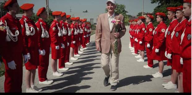 Василий Лановой: «Меня провели в Аджимушкайские каменоломни – это страшное зрелище»