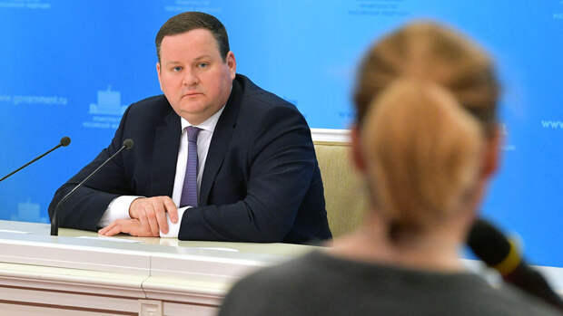 Котяков: Минтруд обсуждает календарь рабочих и праздничных дней на 2026 год