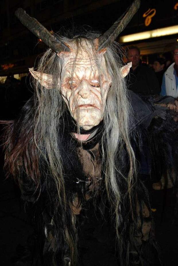 Крампус садистcкий приятель Санта Клауса krampus03 Крампус садистcкий приятель Санта Клауса