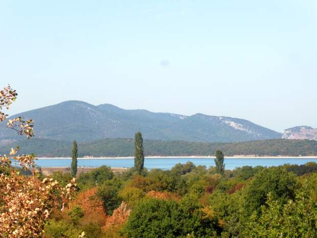 Крым. Скельская пещера