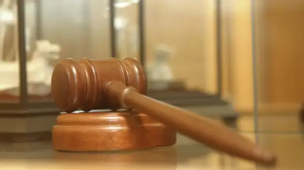 Суд в Петербурге отправил под домашний арест стрелявшего по детской площадке из пневматики