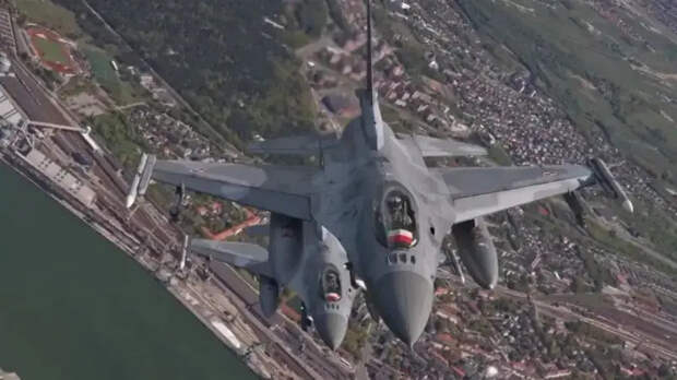 На всякий случай: страна НАТО подняла истребители на фоне налёта БПЛА на Украину