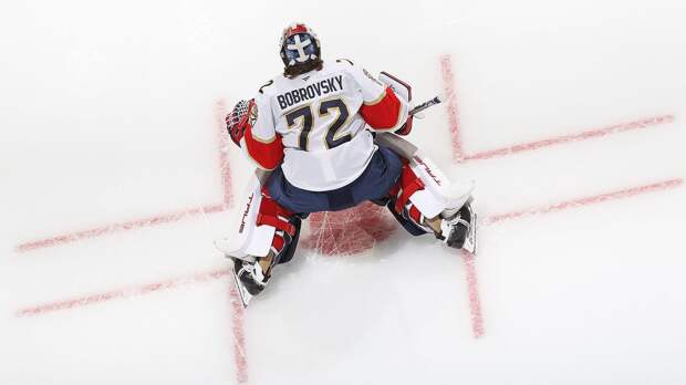 Бобровский стал автором необычного рекорда в рамках матчей «Зимней классики» НХЛ