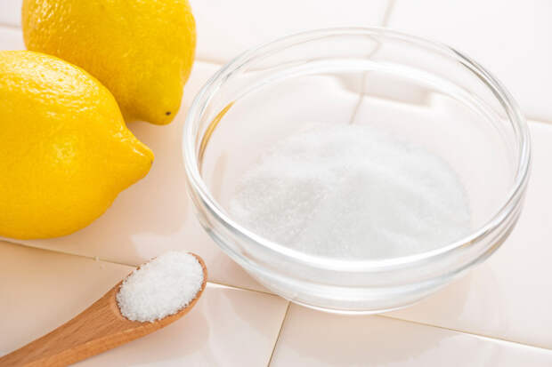 лимонная кислота поможет избавиться от горелого из горшка