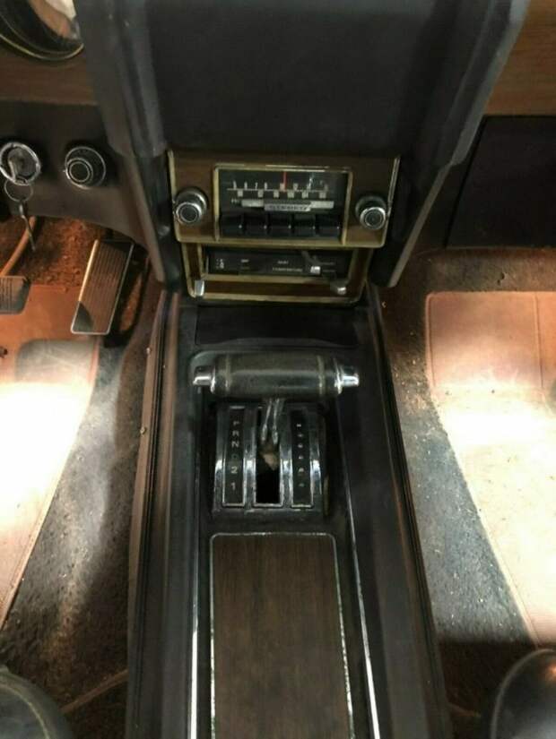 Ford Mustang 1969 года, который простоял 40 лет без движения