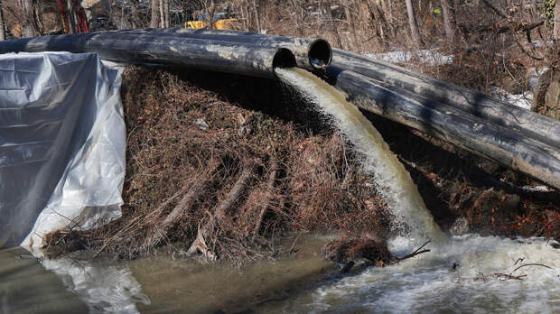 Скоро будут захлебываться в отходах: Трамп предрек экологическую катастрофу США