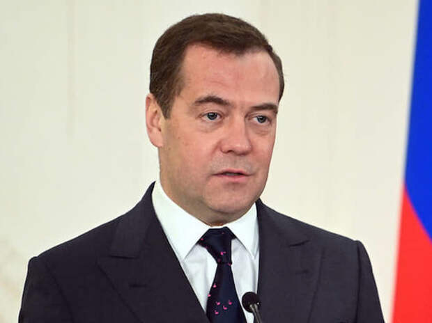 Медведев: у нас с экономикой всё прекрасно!
