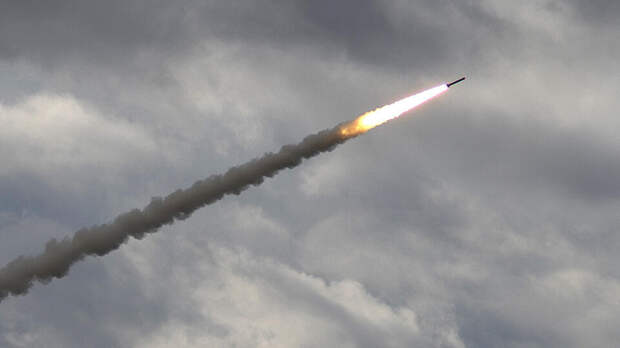 Иран предупредил об ударах по ОАЭ и призвал к эвакуации