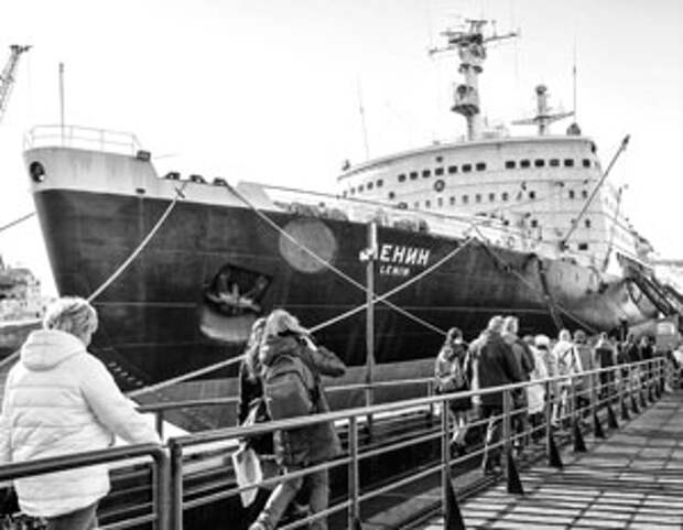 Атомоход «Ленин» оставил часть своего «мирного атома» у побережья Новой Земли