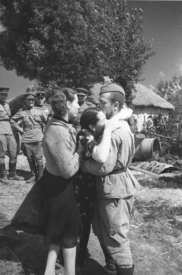 Незабытая победа (35 фотографий), photo:18