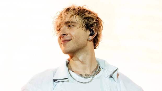 «Это не представление»: Егор Крид остановил концерт и отчитал своих зрителей за телефоны