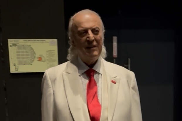 Пугачева отвернулась от друзей из России: «Илья Резник не ждал»