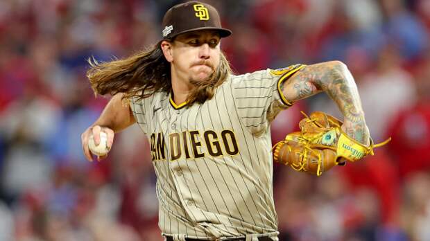 Mike Clevinger throws a pitch.