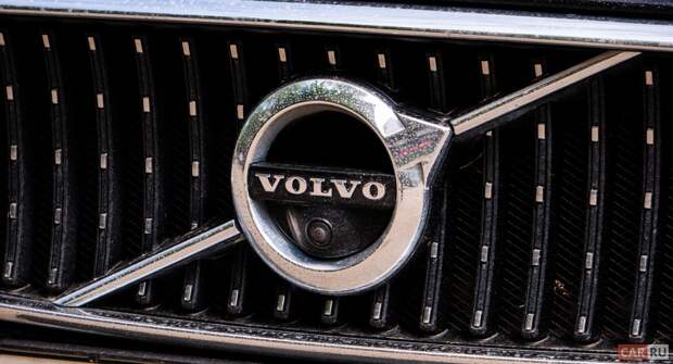 Volvo рассекретил информацию об оснащении минивэна EM90