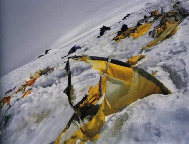 12 кадров со склонов Эвереста, от которых мороз по спине пробирает.