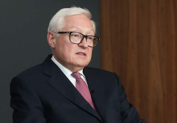 Рябков: кратчайший путь урегулирования — прекращение поставок оружия Украине