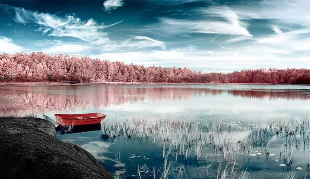 Фотограф запечатлел холодную красоту Норвегии на инфракрасных снимках