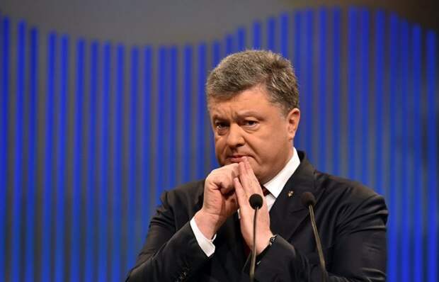 Мощнейший удар России заставил украинцев обратиться к Порошенко: они выступили с жёстким требованием по России Мощнейший удар России заставил украинцев обратиться к Порошенко: они выступили с жёстким требованием по России