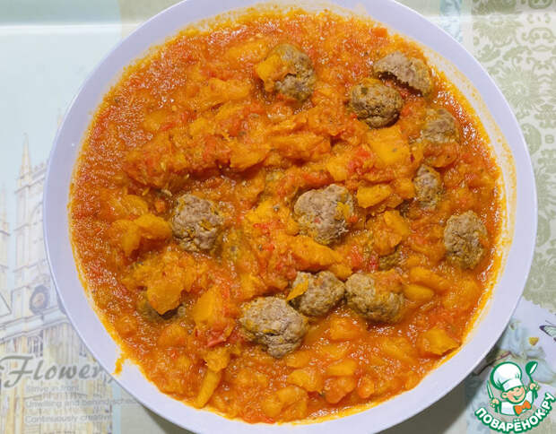 Фрикадельки в тыквенном соусом