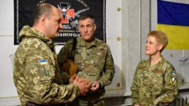 Военный атташе США Бриттани Стюарт на Донбассе