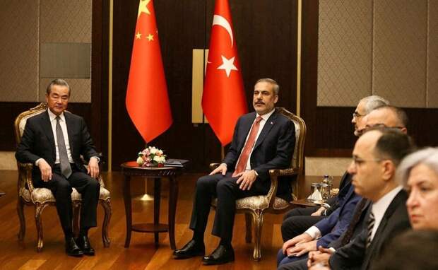 Объявляя о новых инициативах, турецкое руководство одновременно демонстрирует лояльность «старым товарищам» Легендарная Троя, как известно, находится в Турции.-7