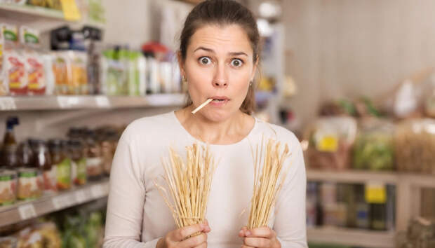 "Вы правда едите солому?!": Американка сопротивлялась. Но русские всё равно победили