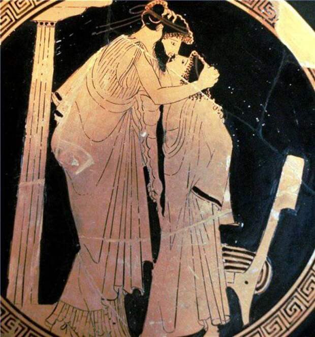 Поцелуй после церемонии бракосочетания пришел к нам из Древнего Рима. Но тогда поцелуй считался не просто красивой традицией, а своеобразной печатью, подтверждающей контракт бракосочетания.