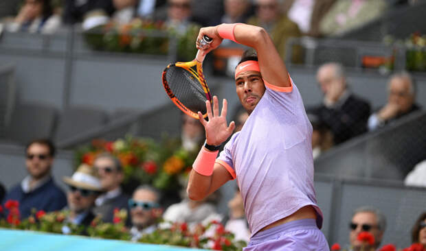 Надаль одержал 3-ю победу на «Мастерсе» в Мадриде и в четвертьфинале может сыграть с Медведевым