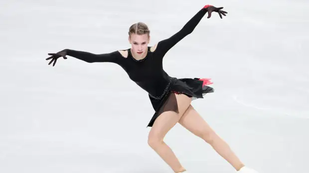 Хромых упала с тройного флипа на тренировке в Сочи