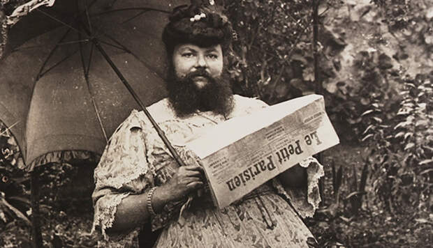 Клементин Клатё-Дуле (Clementine Clattaux Delait).