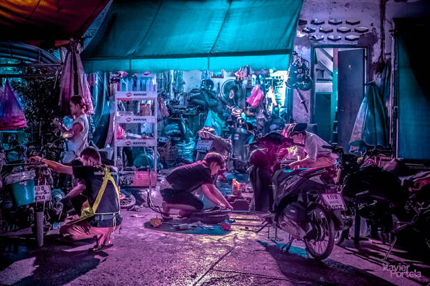 10 ярких ночных фото неоновых улиц Бангкока