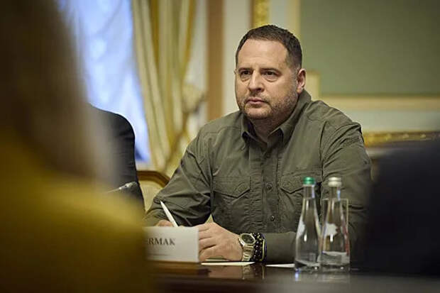 Экс-глава офиса Зеленского, обещавший уйти на фронт, создал организацию «Справедливость для Украины»