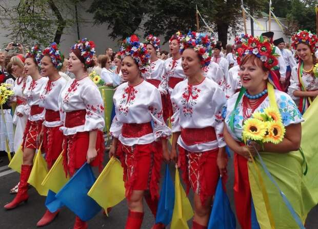 На Украине новый государственный праздник – День вышивана На Украине новый государственный праздник – День вышивана