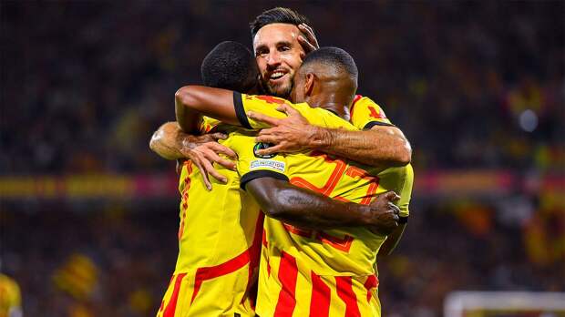 «Ланс» разгромил «Париж» и вышел в лидеры Лиги 1, обойдя «ПСЖ»