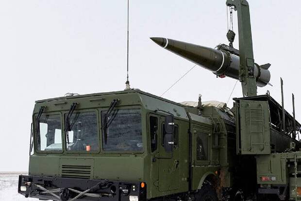 Новейшие российские вооружения беспрепятственно пробивают оборону Запада: гиперзвуковые «Кинжалы» и мощные «Сарматы»